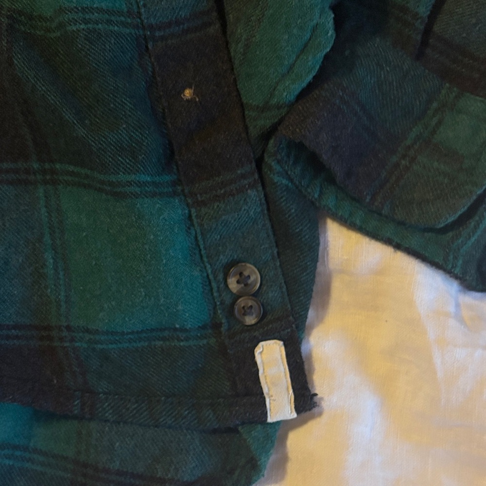 American Eagle Outfitters Plaid Shirt - Picture 4 of 6